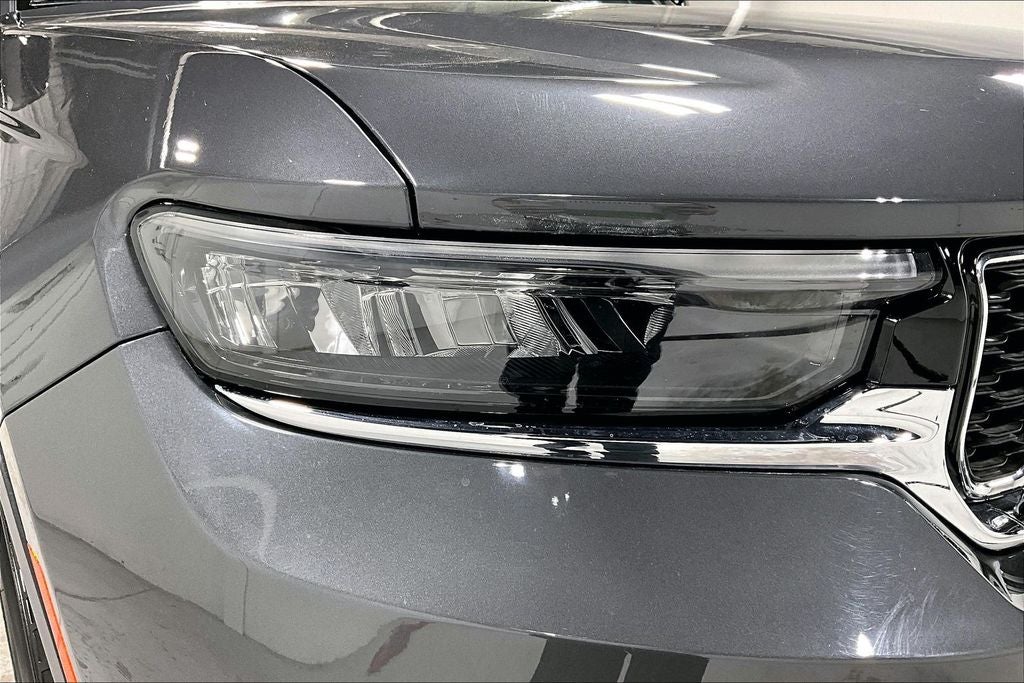 2025 Jeep Grand Cherokee Limited 4x2