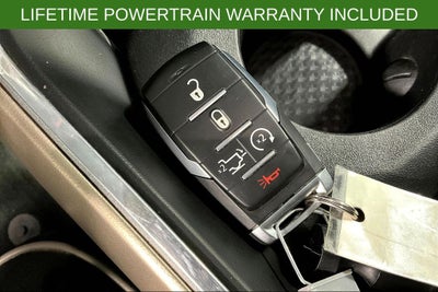 2022 RAM 1500 Laramie Crew Cab 4x4 5'7' Box