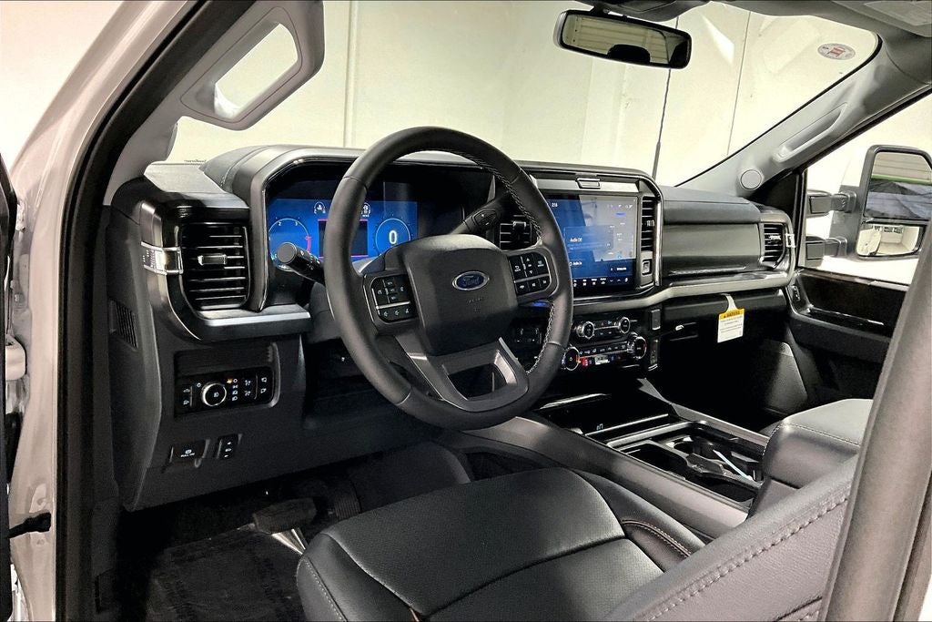 2026 Ford F-450SD Lariat DRW