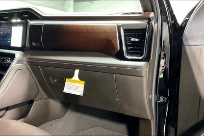 2025 GMC Sierra 3500HD 4WD Crew Cab Standard Bed Denali