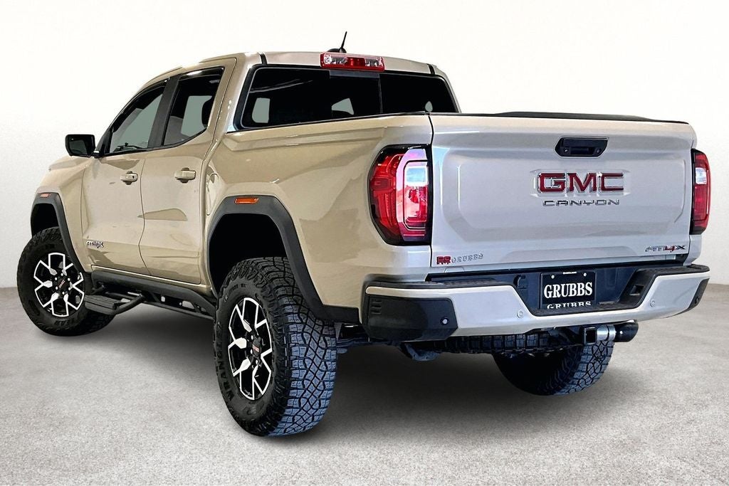 2023 GMC Canyon 4WD Crew Cab Short Box AT4X