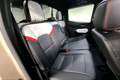 2023 GMC Canyon 4WD Crew Cab Short Box AT4X