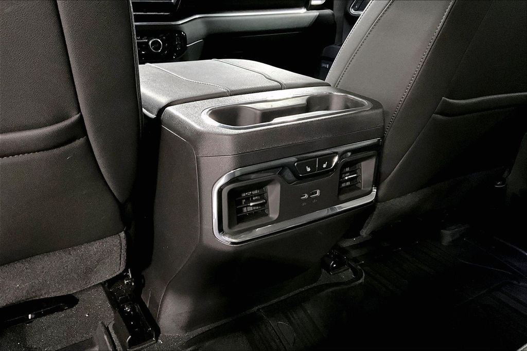 2025 GMC Sierra 1500 4WD Crew Cab Short Box SLT