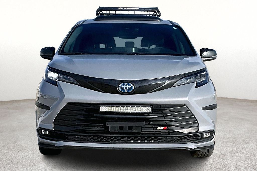 2024 Toyota Sienna Woodland Edition