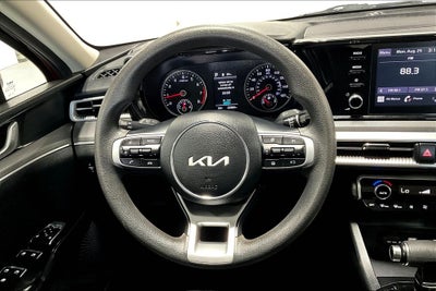2023 Kia K5 LXS