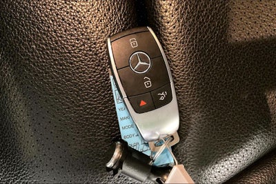 2021 Mercedes-Benz C 300 Sedan