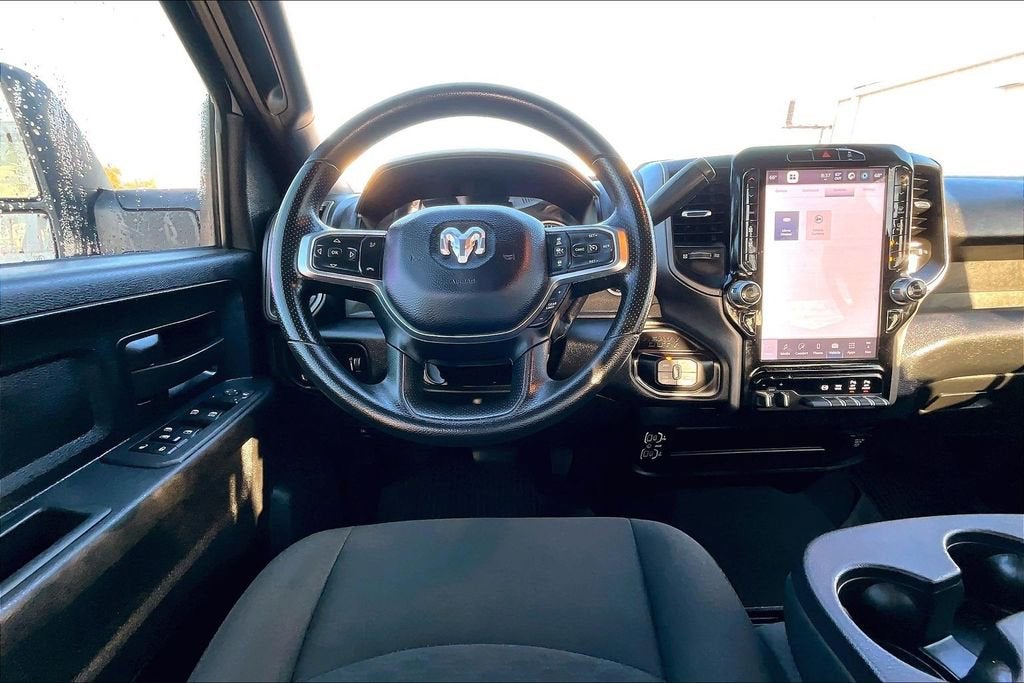 2025 RAM 3500 Tradesman Crew Cab 4x4 8' Box