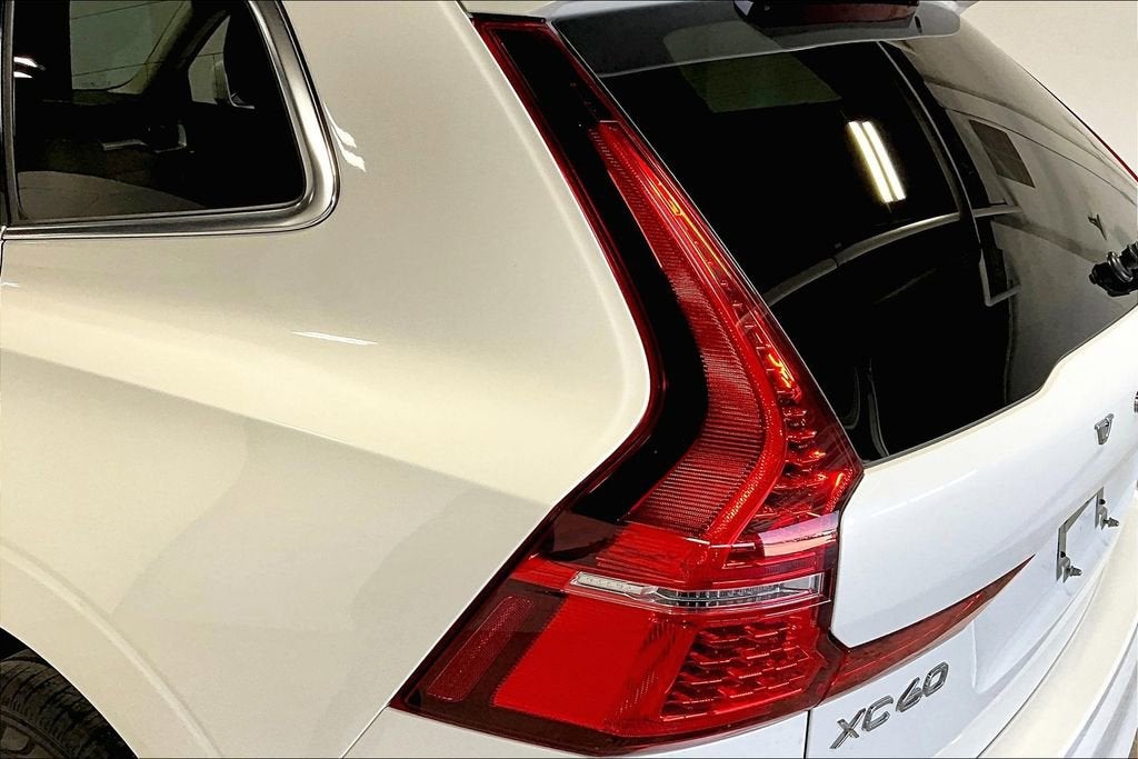 2022 Volvo XC60 Momentum